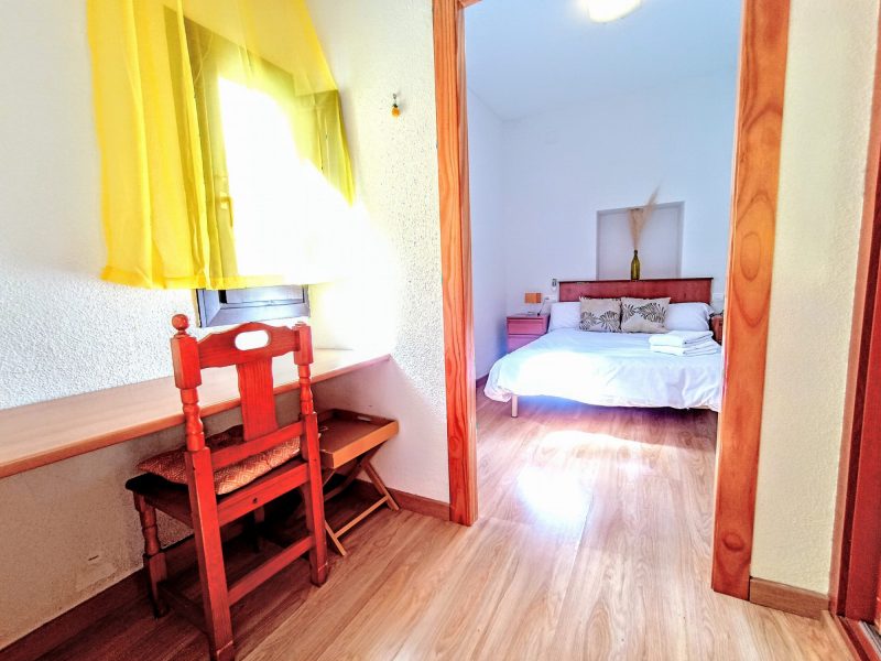 Apartamento 1C, apartamento turístico en Granada